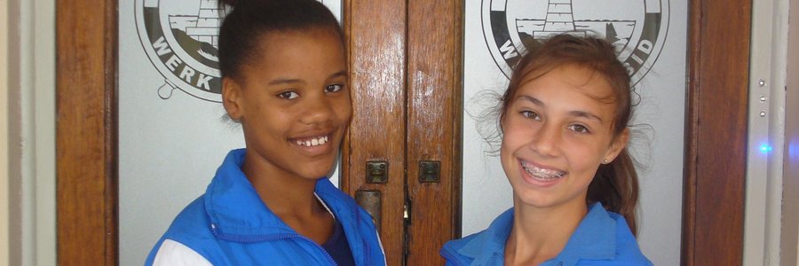 Fiona Fourie en Niveena Jantjies 